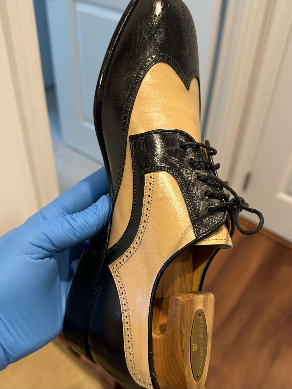 Soulier’s Men's Two-Tone Black and Cream Wingtip Derby Shoes. - Picture 12 of 14